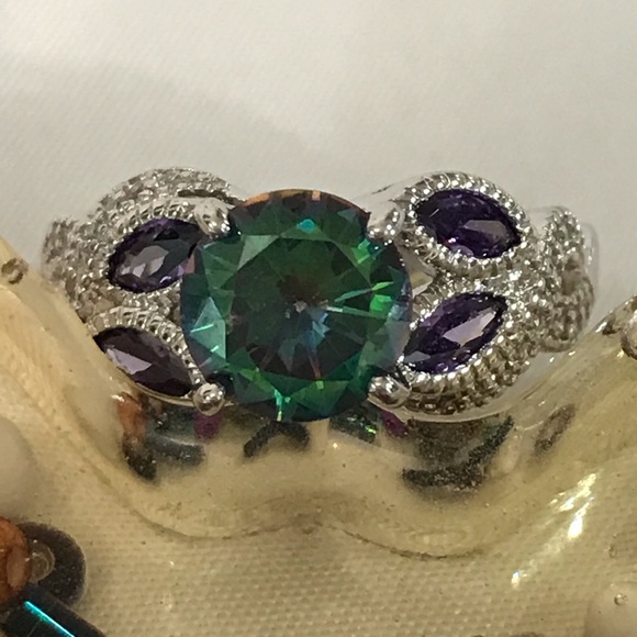 Mystic Topaz Set in White gold filled Ring - Picture 4 of 8
